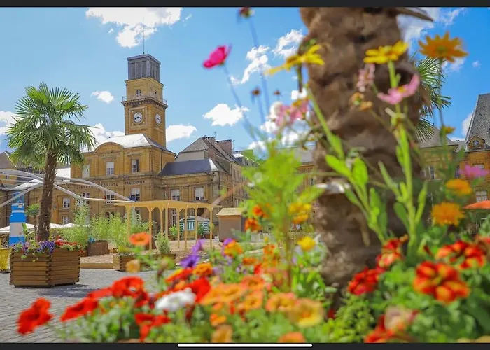 Churchill Hypercentre * Charleville-Mezieres